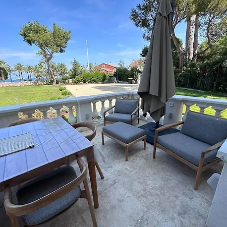 Illette Cap D Villa